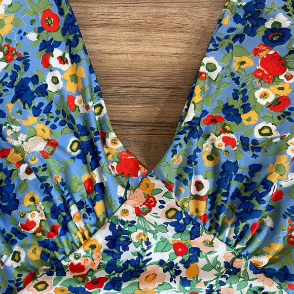 NWOT Anthropologie Ruffled Plunge One Piece Swimsuit - Picture 5 of 13